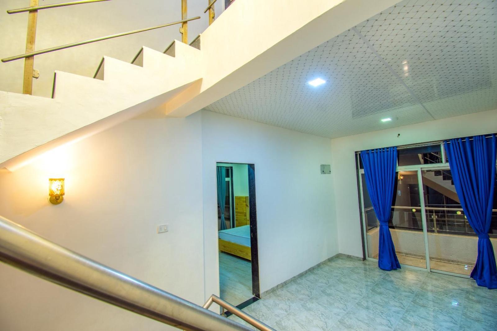 Empyrean Stay Ll 6Bhk Ll Royal Bramha Palace Ll Pvt Pool Ll Lonavla Zewnętrze zdjęcie