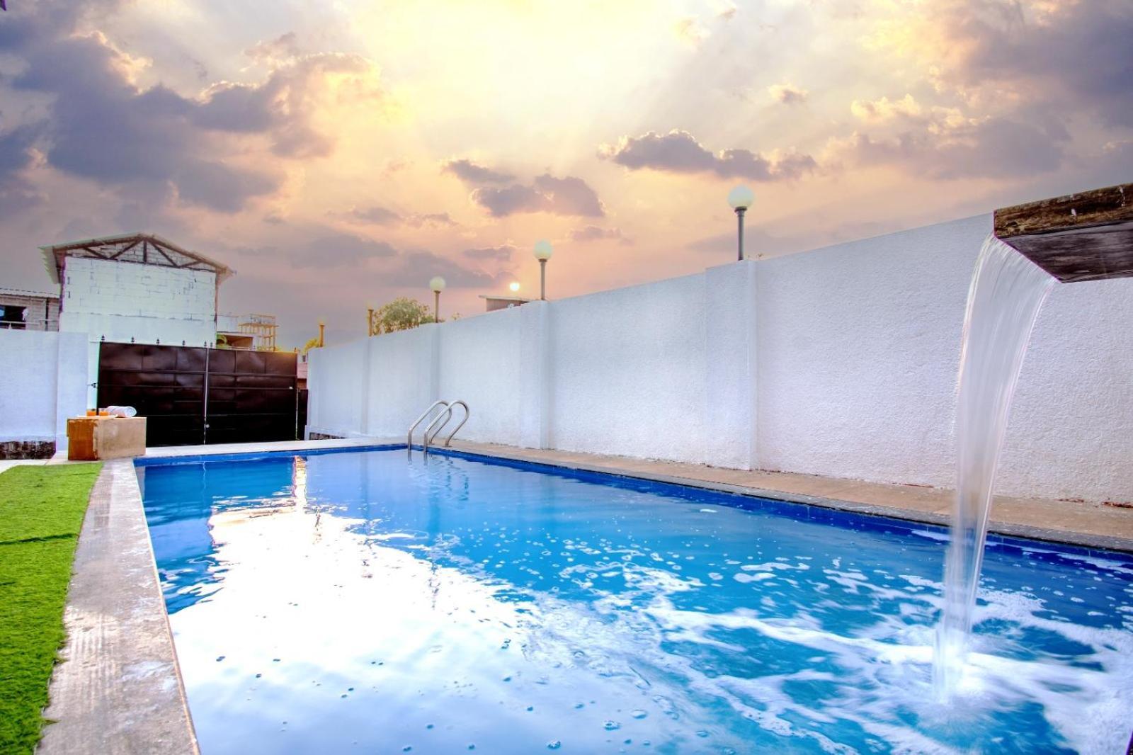 Empyrean Stay Ll 6Bhk Ll Royal Bramha Palace Ll Pvt Pool Ll Lonavla Zewnętrze zdjęcie